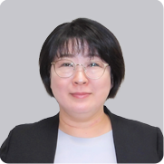 佐藤 由紀子 氏